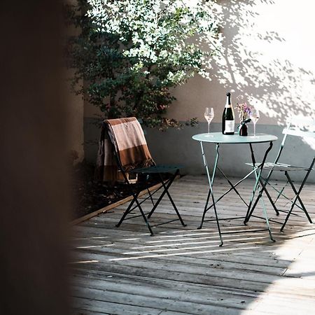 La Cabane Affranchie Moussy  Bagian luar foto